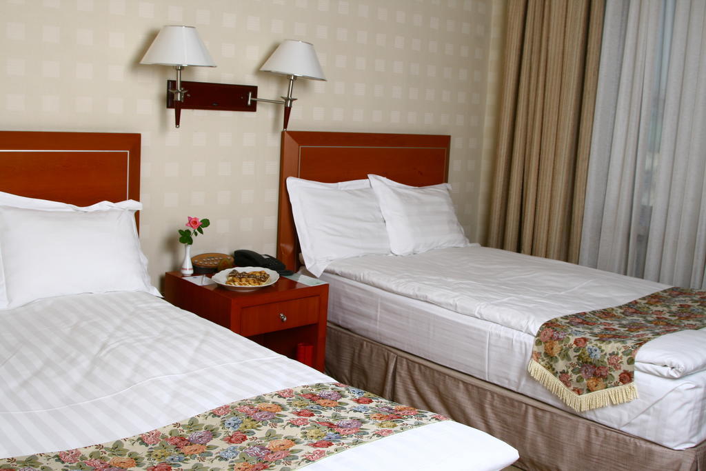 Ulaanbaatar Hostel Стая снимка