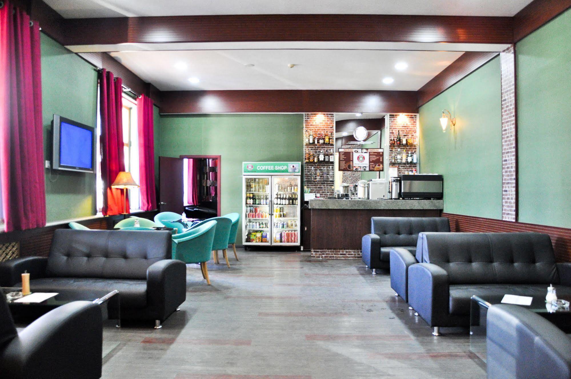 Ulaanbaatar Hostel Екстериор снимка